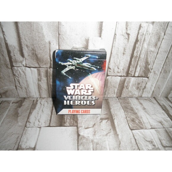 NEW "STAR WARS VEHICLES OF HEROES" PLAYING CARDS - Picture 1 of 6
